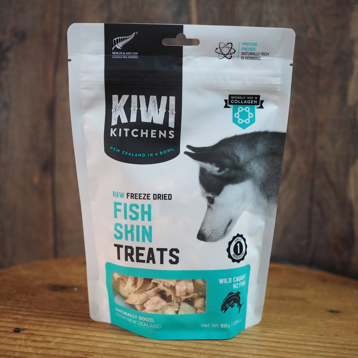 【KIWI Kitchens】 ワイルドコート フィッシュスキン・トリーツ《フリーズドライ》50g